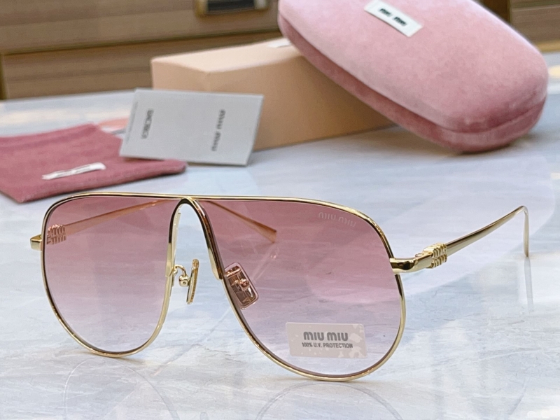 MIU MIU